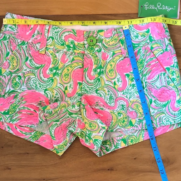 Lilly Pulitzer Walsh Shorts Hot Wings Flamingo - Picture 8 of 8